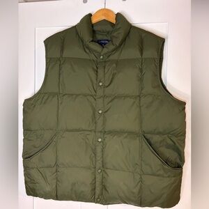 Lands' End Men's Olive Green Quilted Puffer goose down filled Vest